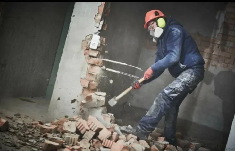 Грузчики и разнорабочие 32