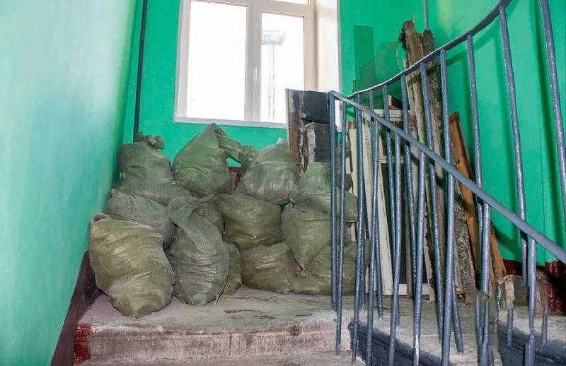 Грузчики и разнорабочие 38